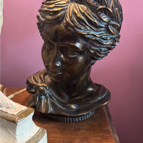 Bronze Diane De Poitiers Sculpture Devonware Canada Genuine Hand Painted Heavy - Picture 10 of 10